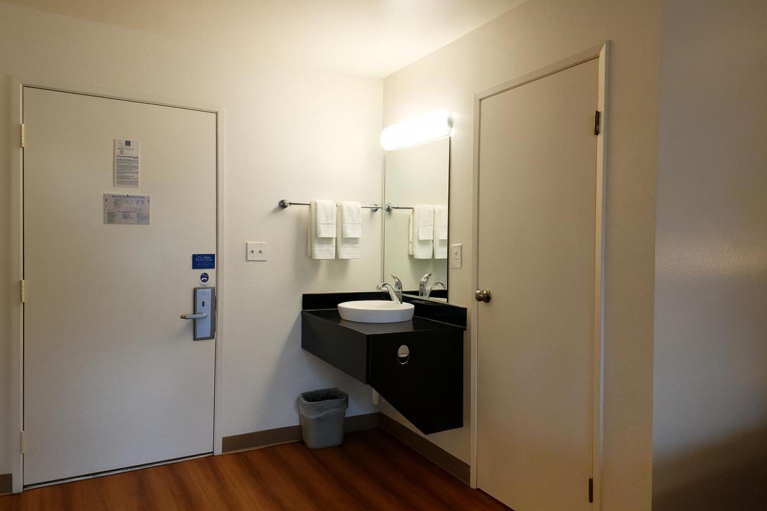 Quadruple Room,1698977845:JPEG